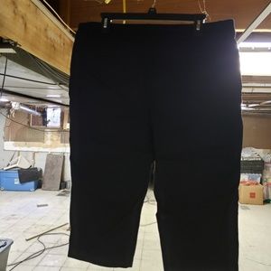 Women's Capris